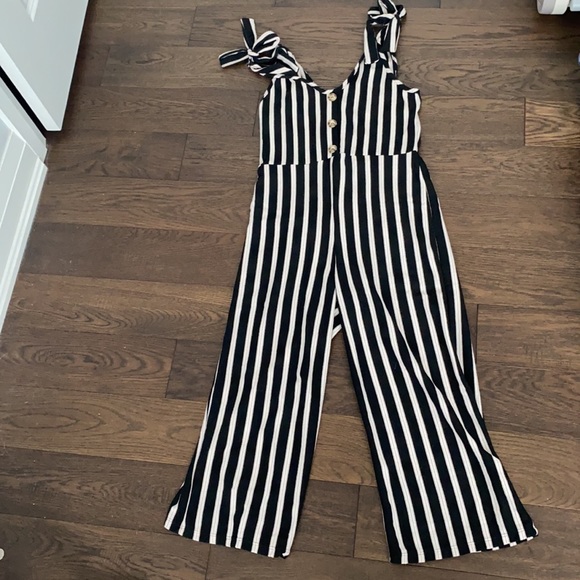 Striped crop jumpsuit - Picture 2 of 3